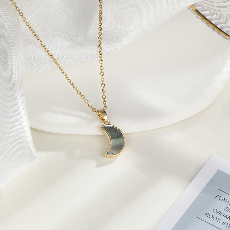 CRESCENT MOON RAW GEMSTONE NECKLACE